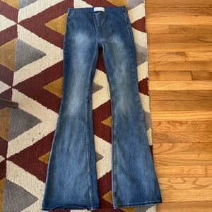 Free People Flare Penny Pull-On Denim Jeans - Women’s Size 27R - Good Condition